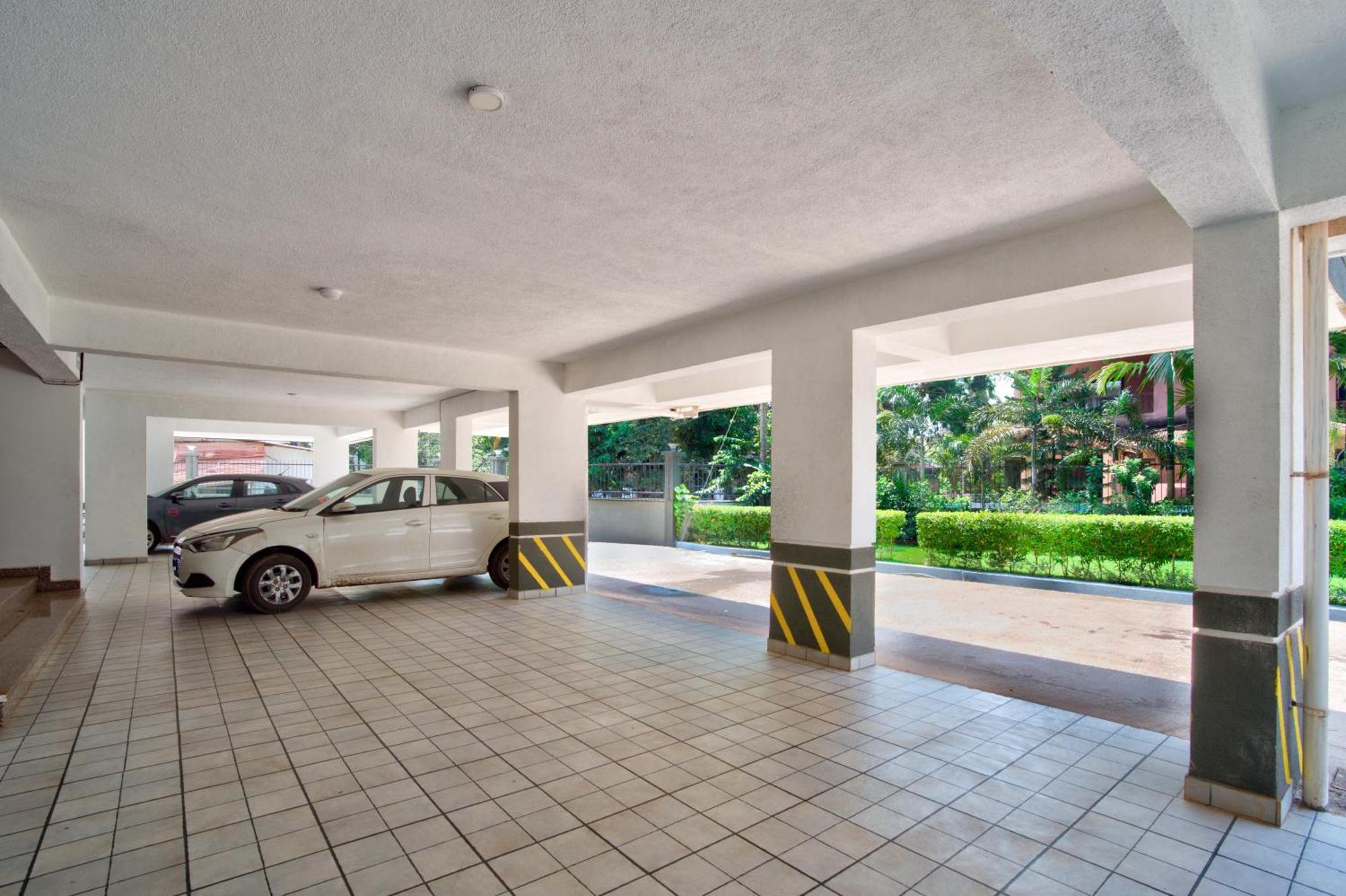 Luxury 2Bhk Apartment Near Candolim Nerul  Exterior photo