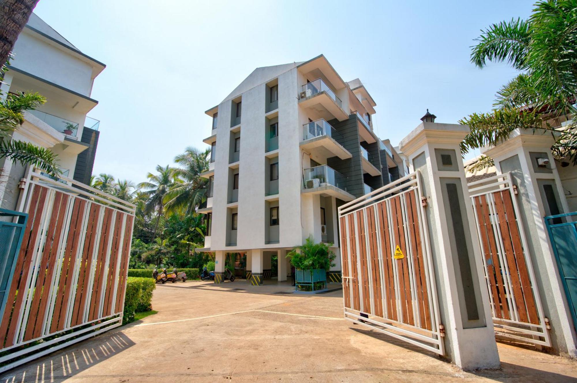 Luxury 2Bhk Apartment Near Candolim Nerul  Exterior photo