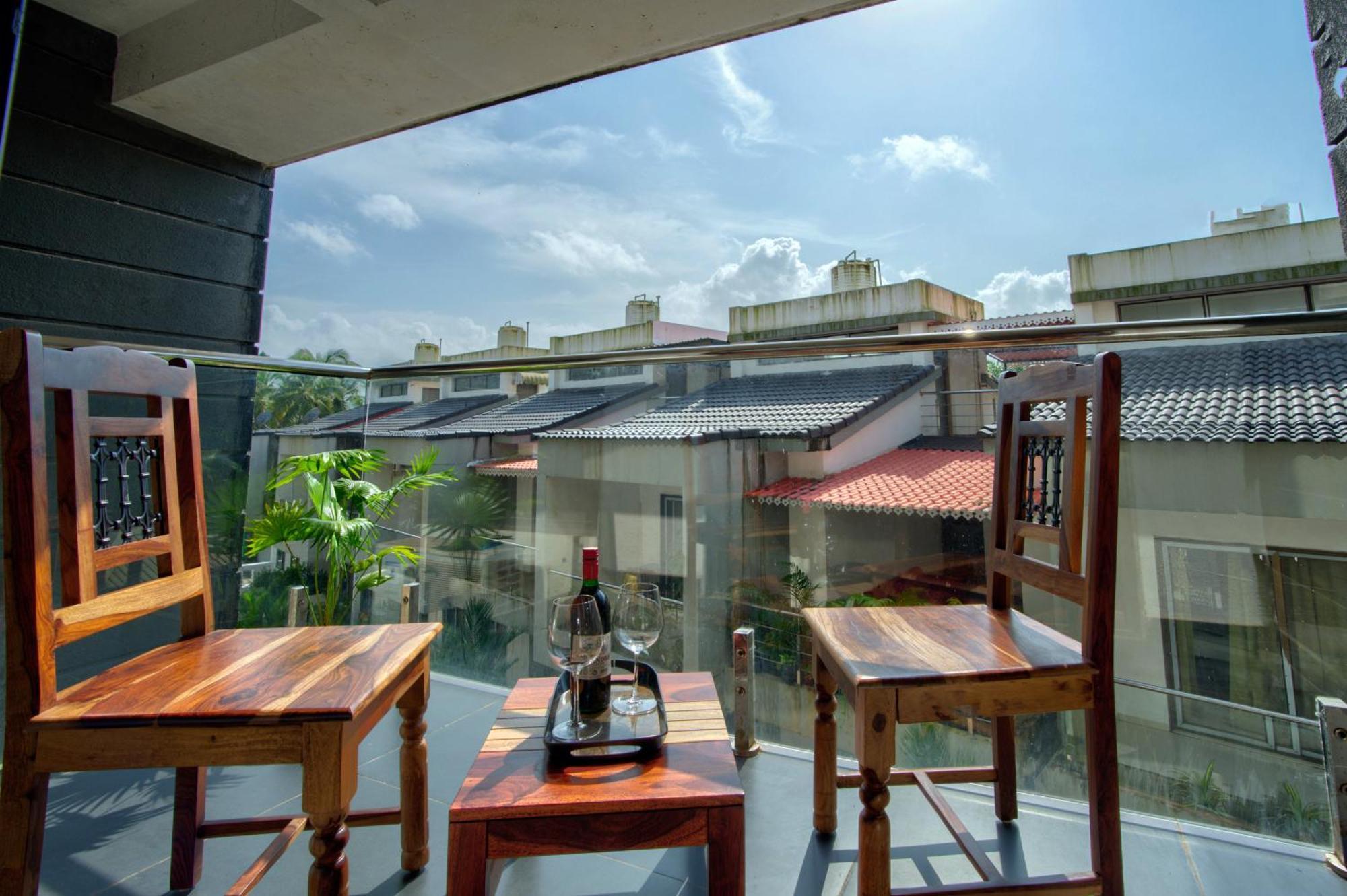 Luxury 2Bhk Apartment Near Candolim Nerul  Exterior photo